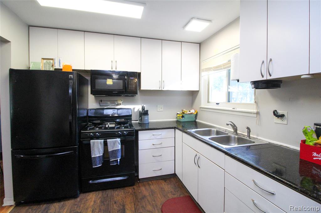 9445 Van Buren Street, Van Buren, MI 48111 — Photo 8