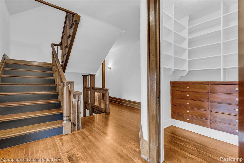 610 Chicago Boulevard, Detroit, MI 48202 — Photo 39