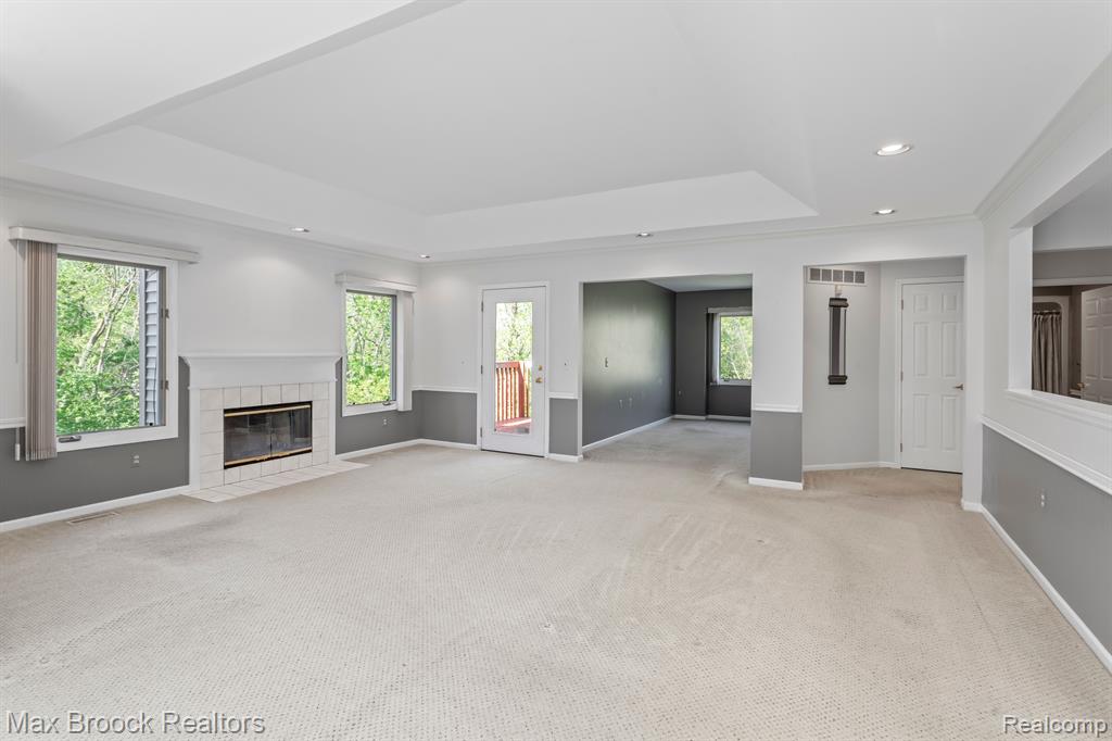 21394 Magnolia Court, 7, Farmington Hills, MI 48336 — Photo 2