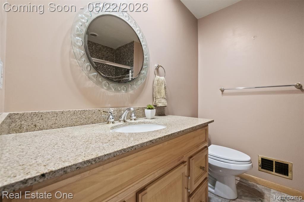 489 Evaline Drive, Troy, MI 48085 — Photo 23
