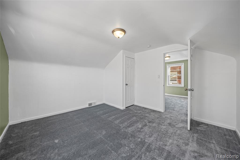 7280 Rosemont Avenue, Detroit, MI 48228 — Photo 29