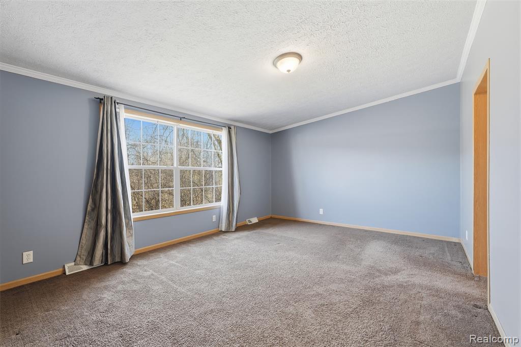 11348 Stoneridge Circle, South Lyon, MI 48178 — Photo 16
