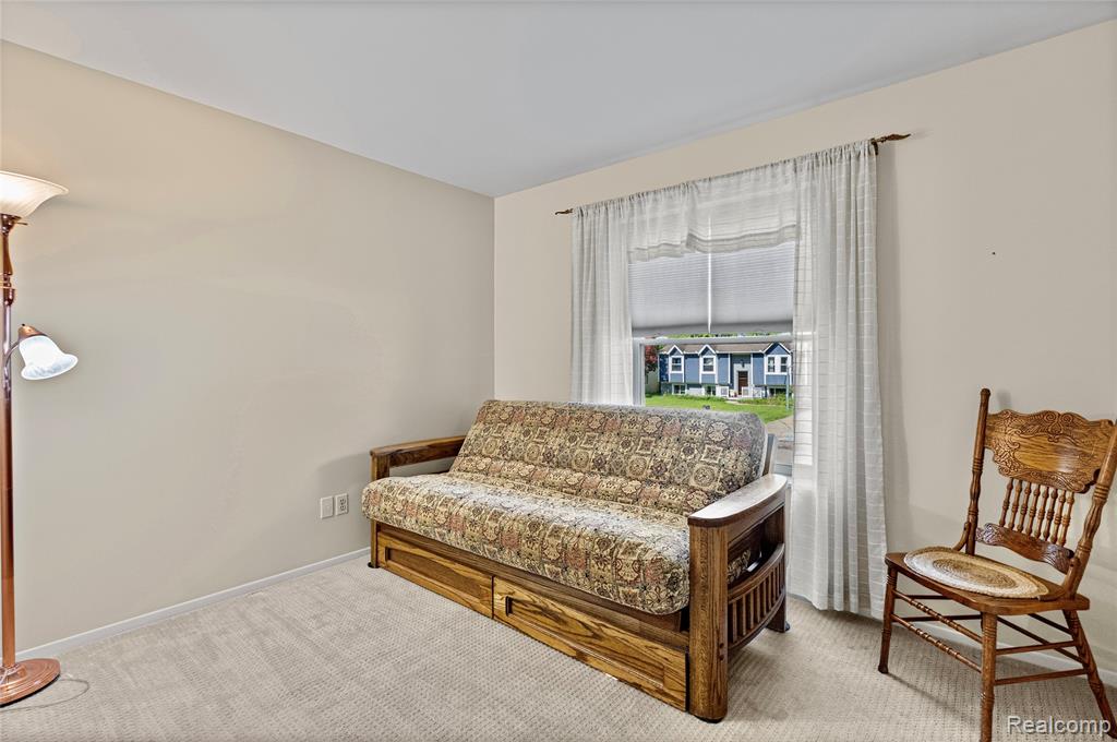 6059 Stockbridge Commons Trail, Grand Blanc, MI 48439 — Photo 21