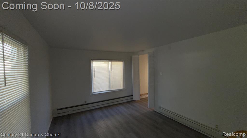 8244 Lenore Street, Dearborn Heights, MI 48127 — Photo 15
