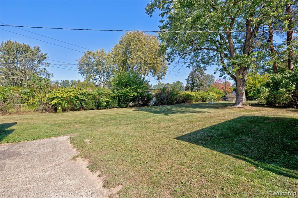 4730 Pinedale Avenue, Clarkston, MI — Photo 39