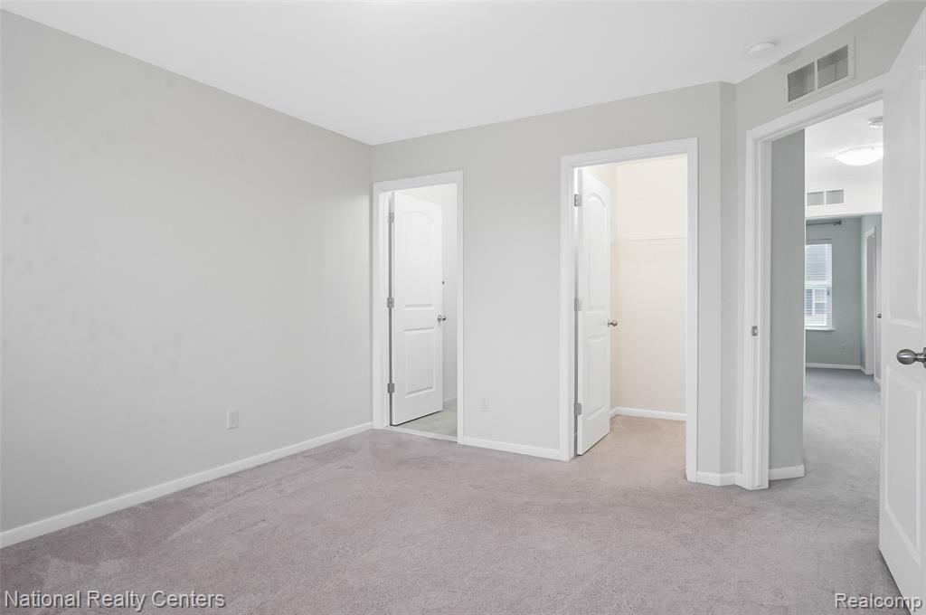 3127 Chambers W, Wixom, MI 48393 — Photo 29
