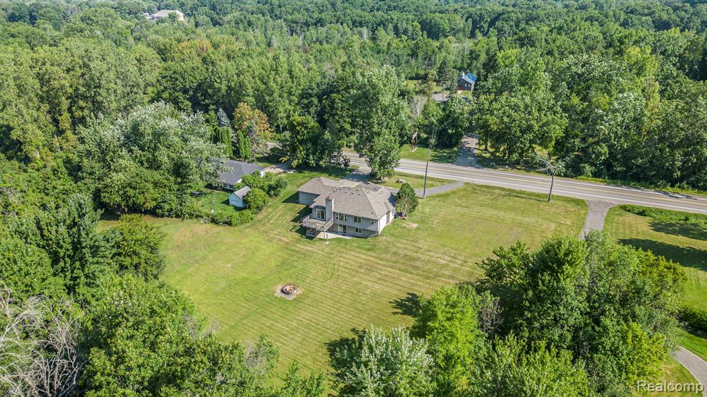 9243 Andersonville Road, Clarkston, MI — Photo 38