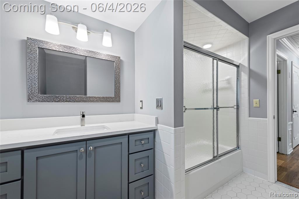 739 Ballantyne Road, Grosse Pointe Shores, MI 48236 — Photo 18
