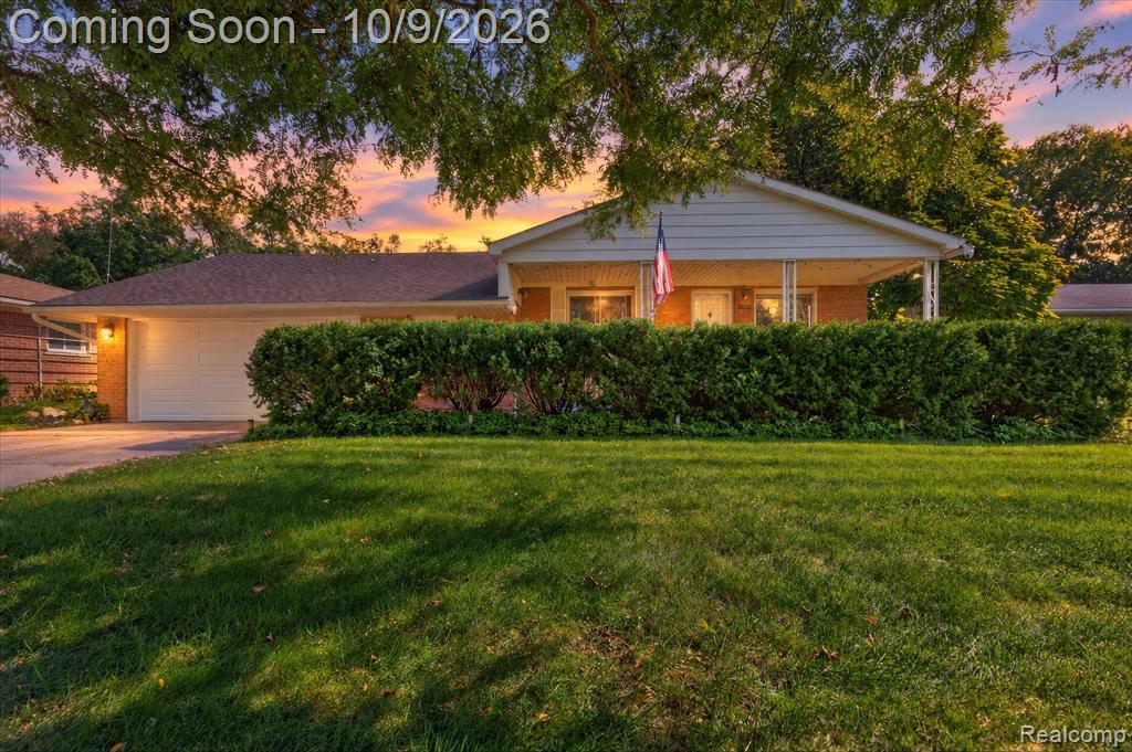 17438 Inkster Road, Redford, MI 48240
