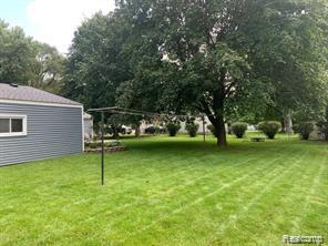 7081 Tappon Drive S, Clarkston, MI — Photo 19