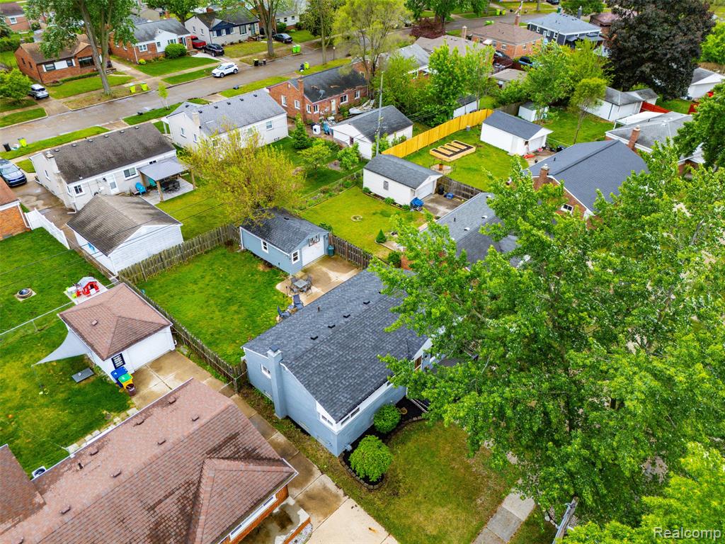 926 Parliament Avenue, Madison Heights, MI 48071 — Photo 33