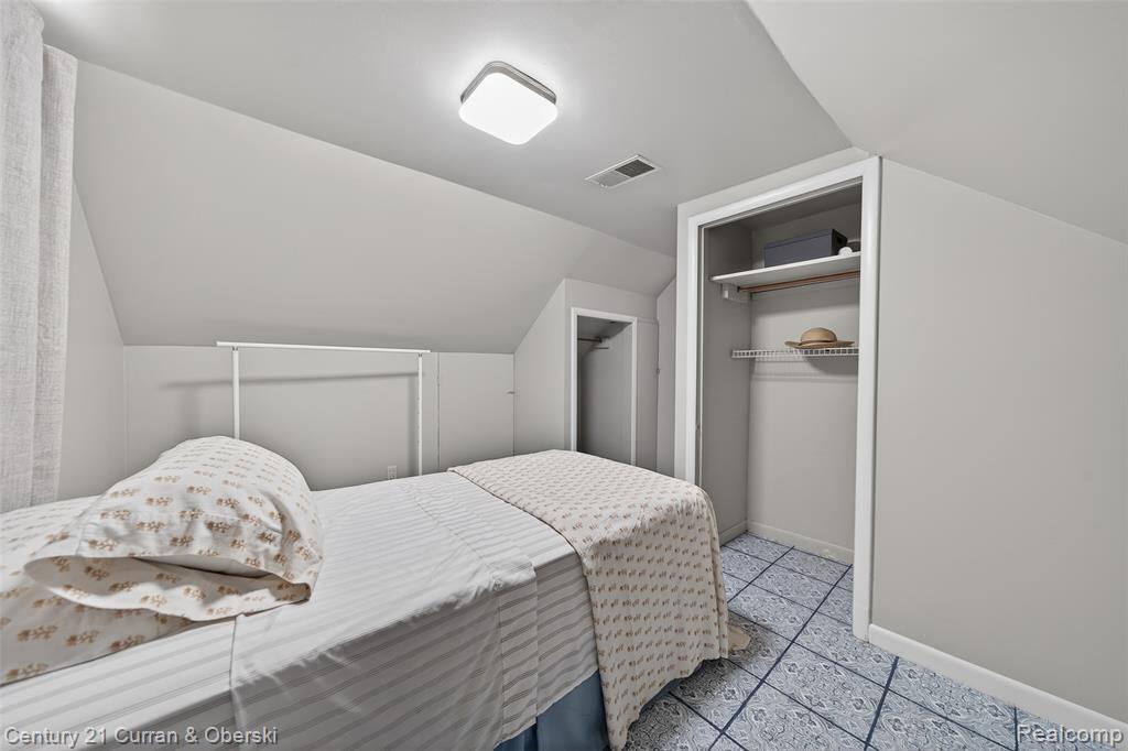 725 S Manitou Avenue, Clawson, MI — Photo 34