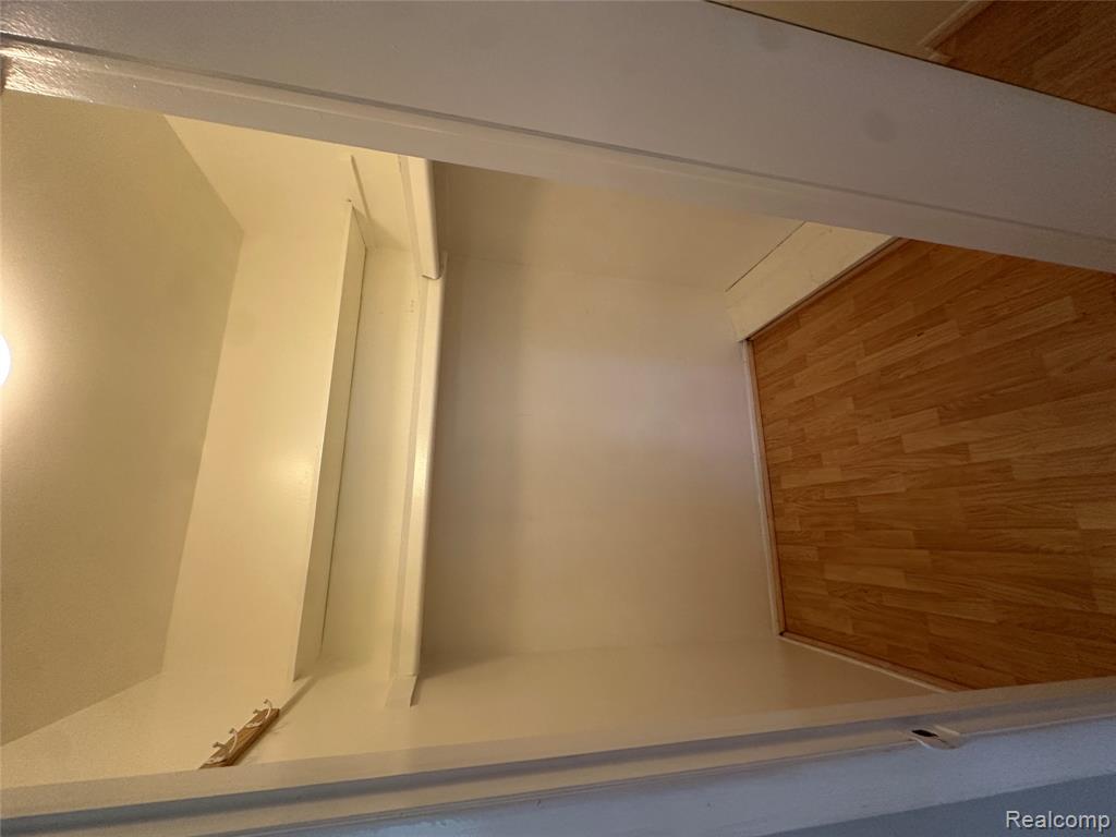 628 E Fox Hills Drive, Bloomfield Hills, MI 48304 — Photo 11