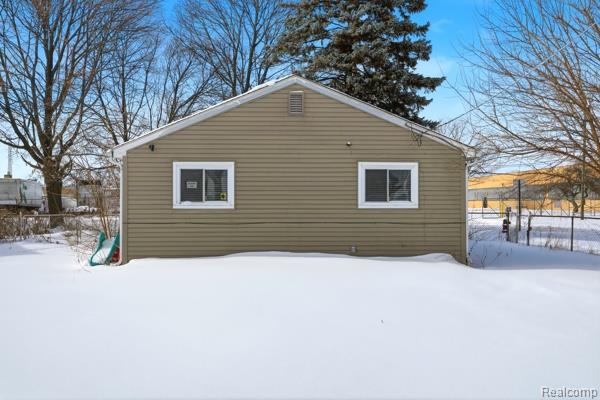 8154 Decatur Street, Detroit, MI 48228 — Photo 17