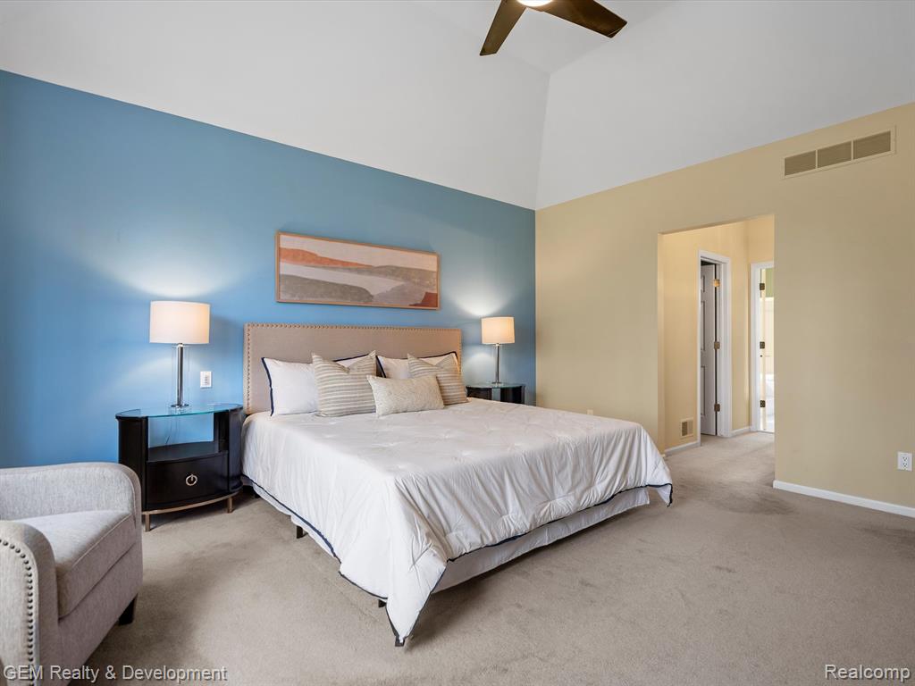 7487 KENNINGTON Boulevard, West Bloomfield, MI — Photo 13