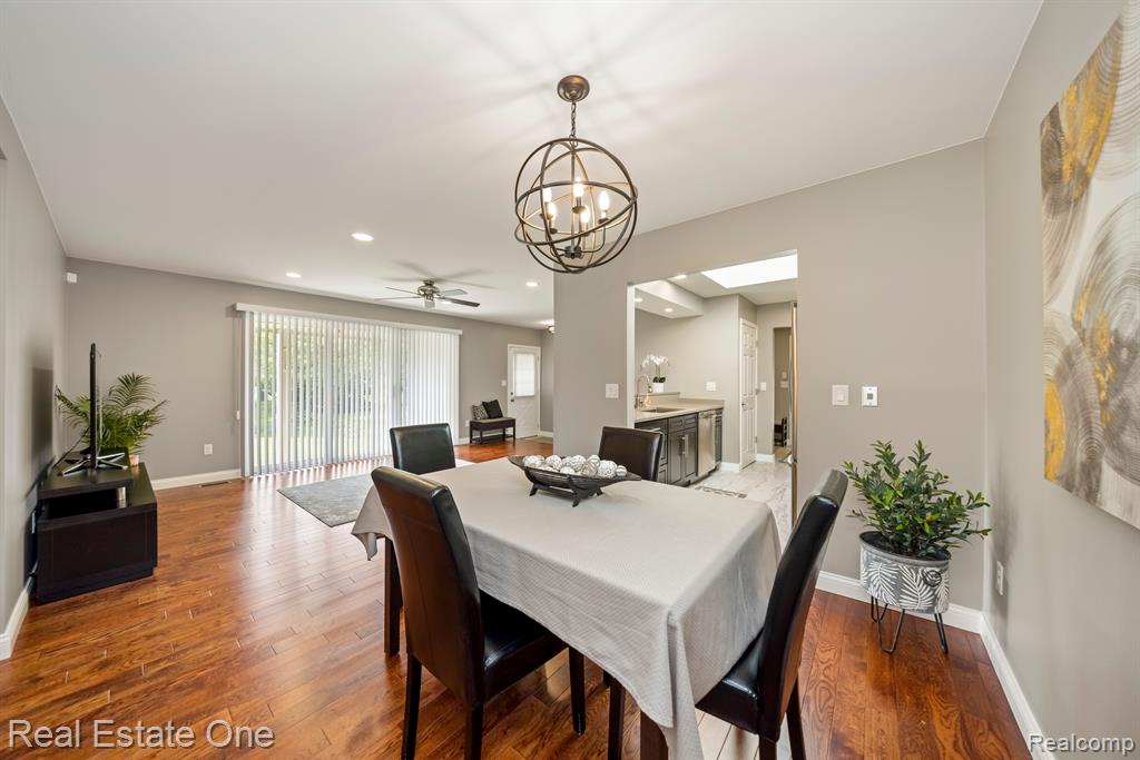 49139 FREEDOM Court, 4, Shelby Twp, MI 48315 — Photo 11