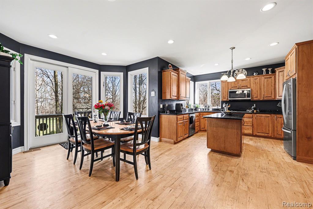 55256 Lee Rd Road, New Hudson, MI 48165 — Photo 9