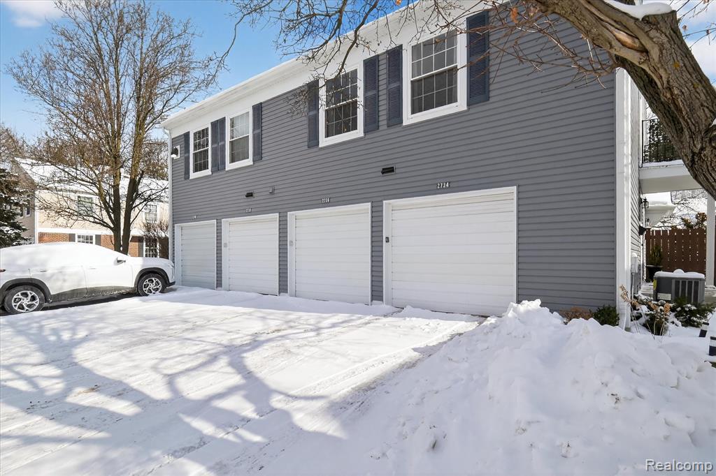 2736 Glenbridge Court, Ann Arbor, MI 48104 — Photo 39