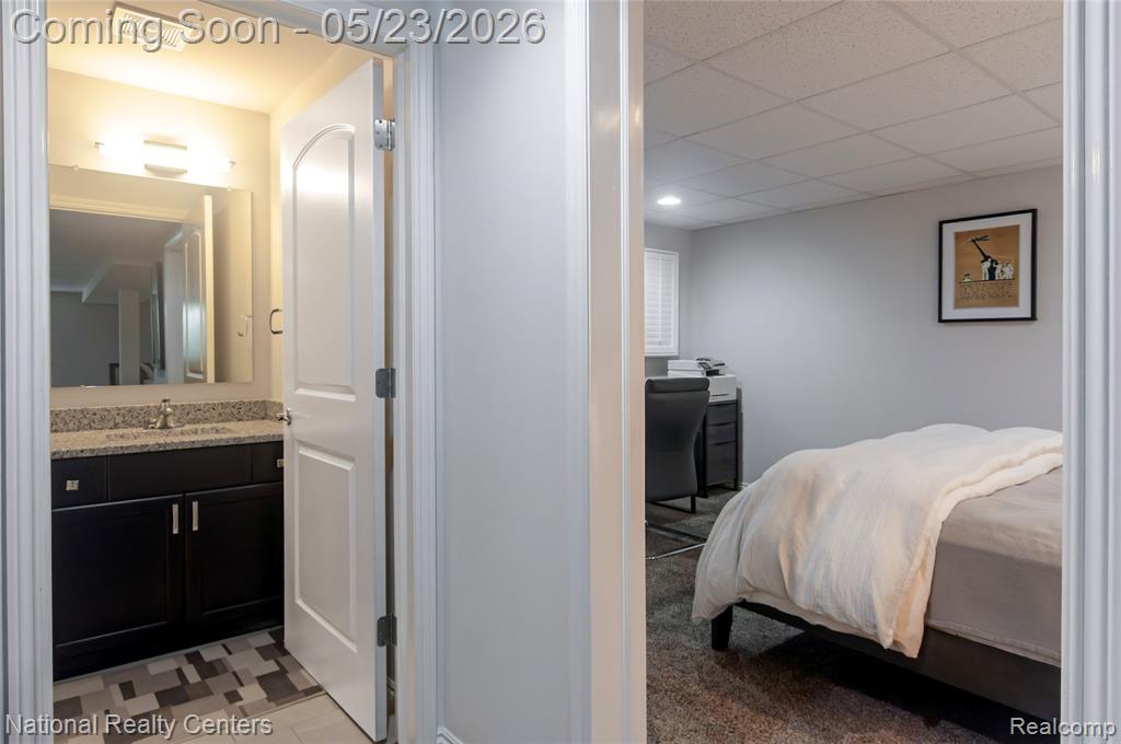21826 Hanover Drive, Macomb, MI 48042 — Photo 32