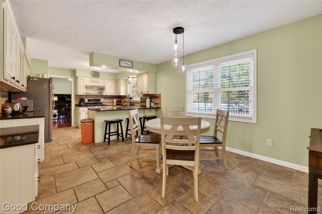 3761 Christopher Drive, Brighton, MI 48114 — Photo 10