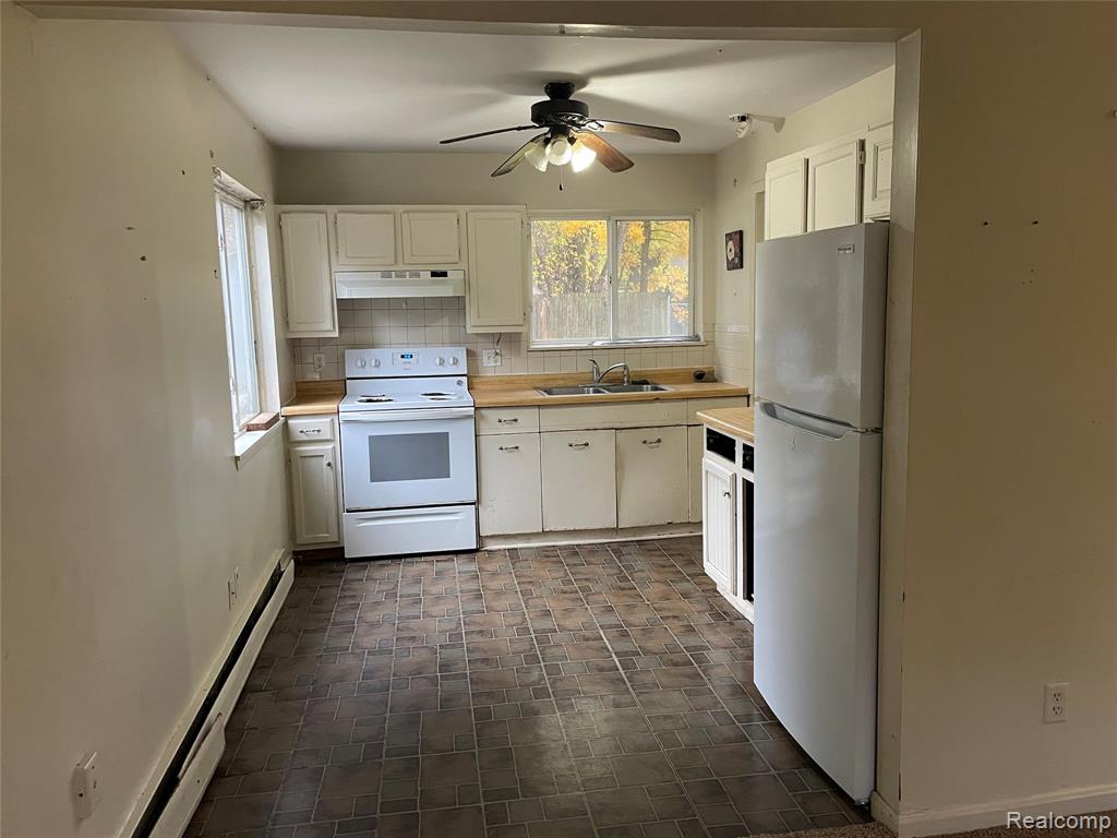 6482 Riverdale Road, Whitmore Lake, MI 48189 — Photo 2