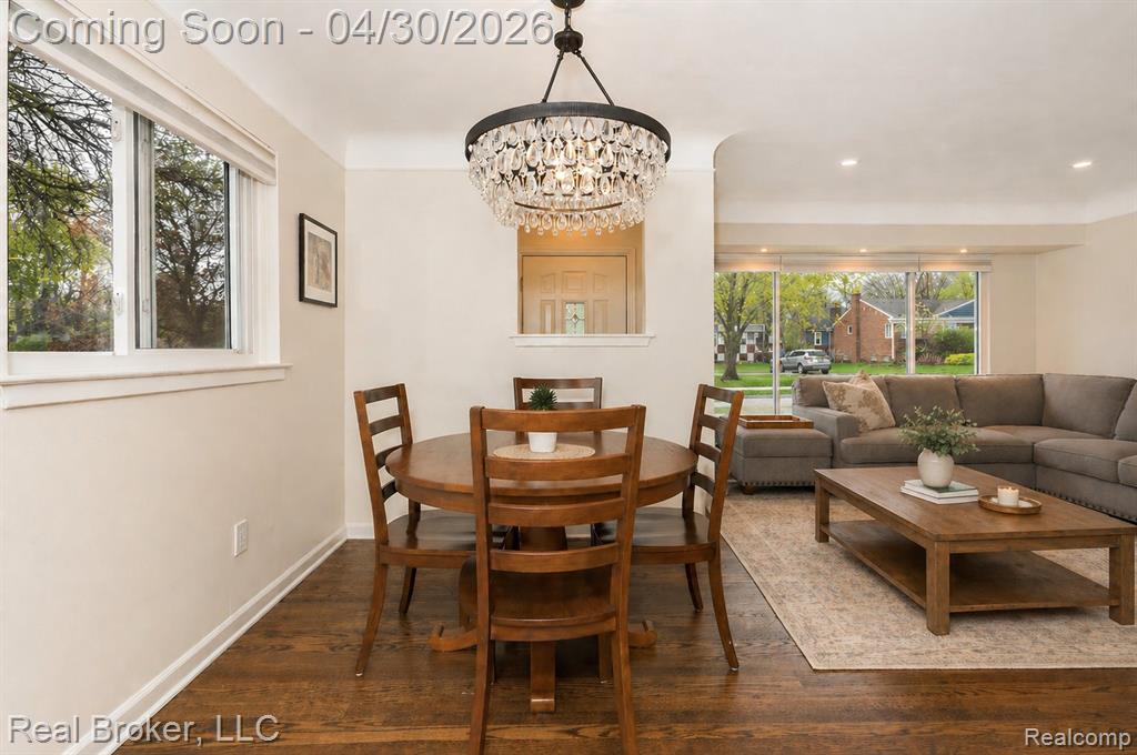 8410 Northfield Boulevard, Oak Park, MI 48237 — Photo 6
