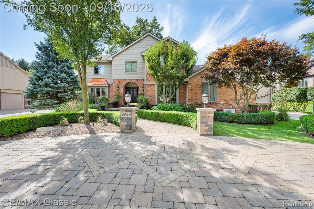 Welcome to an exceptional - well maintained home!