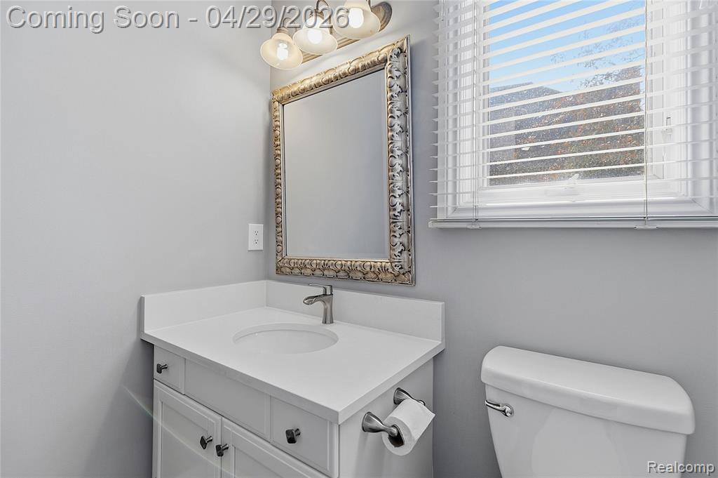 1920 Vinsetta Court, Rochester, MI 48306 — Photo 26