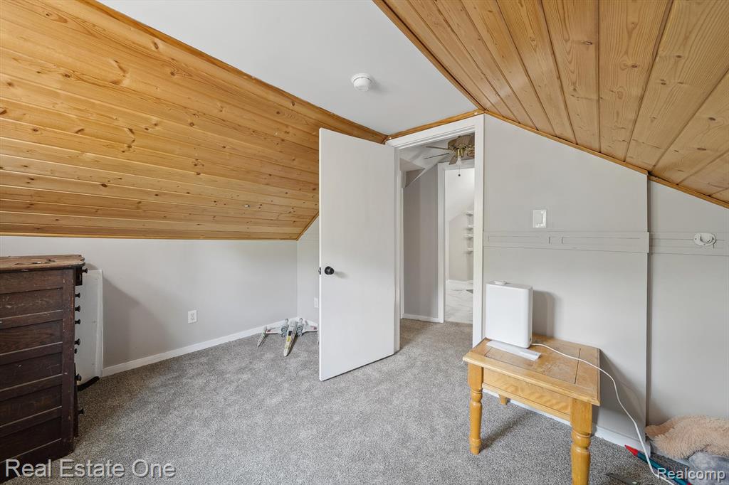 8921 Lake Road, Grosse Ile, MI 48138 — Photo 22