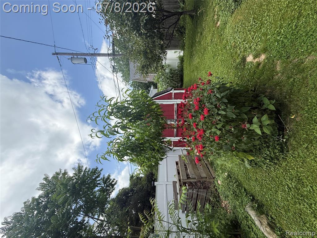 756 Cedarlawn Road, Waterford, MI 48328 — Photo 27