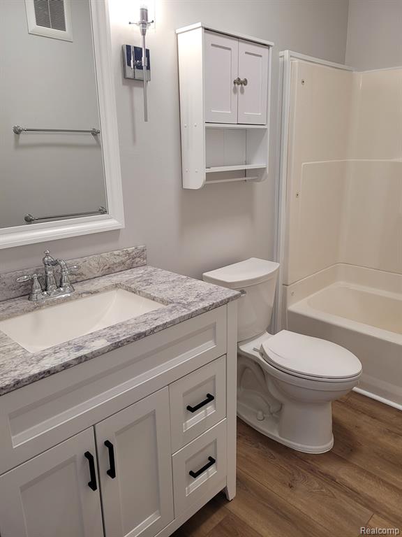 8 PONTIAC Street, Oxford, MI 48371 — Photo 11