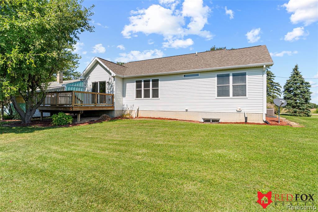 8110 Middleton Road, Corunna, MI 48817 — Photo 8