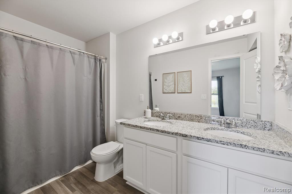 1710 Woodbridge Park Avenue, Lapeer, MI 48446 — Photo 18