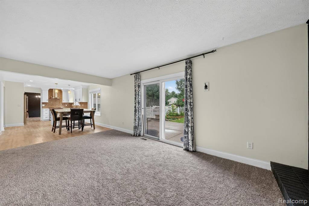 9664 Alger Drive, Brighton, MI 48114 — Photo 38
