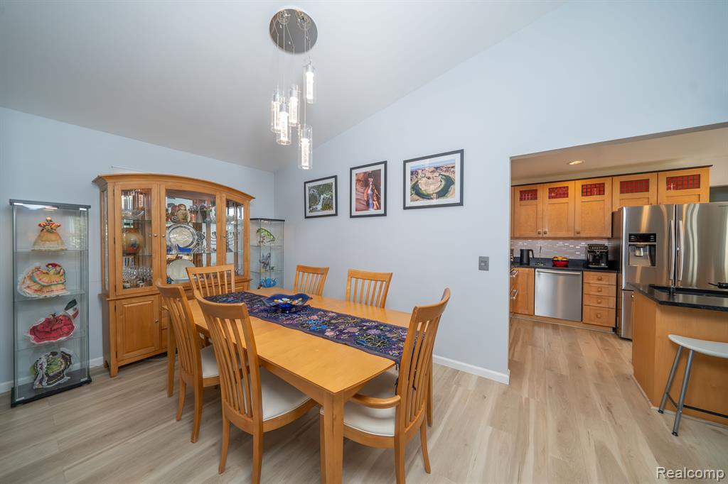24729 SARAH FLYNN, Novi, MI — Photo 41
