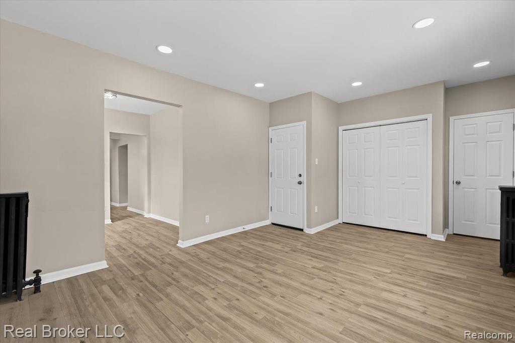 4204 CLEMENTS Street, Detroit, MI 48238 — Photo 4