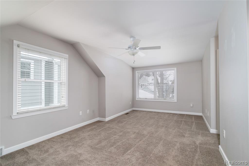 537 BIRD Avenue, Birmingham, MI 48009 — Photo 11