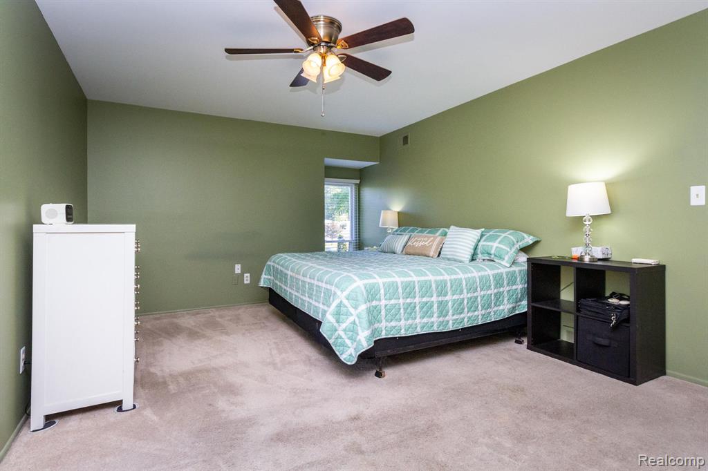 8095 Colony Drive, 23, Grosse Ile, MI 48138 — Photo 26