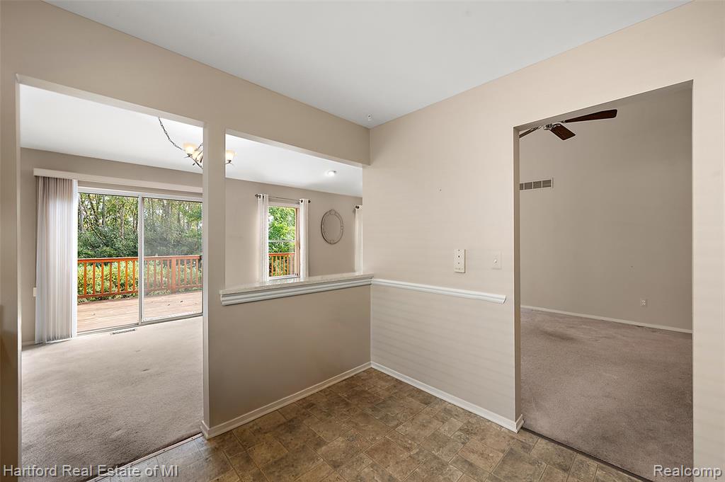 402 Mulberry Drive, Commerce Twp, MI 48390 — Photo 13