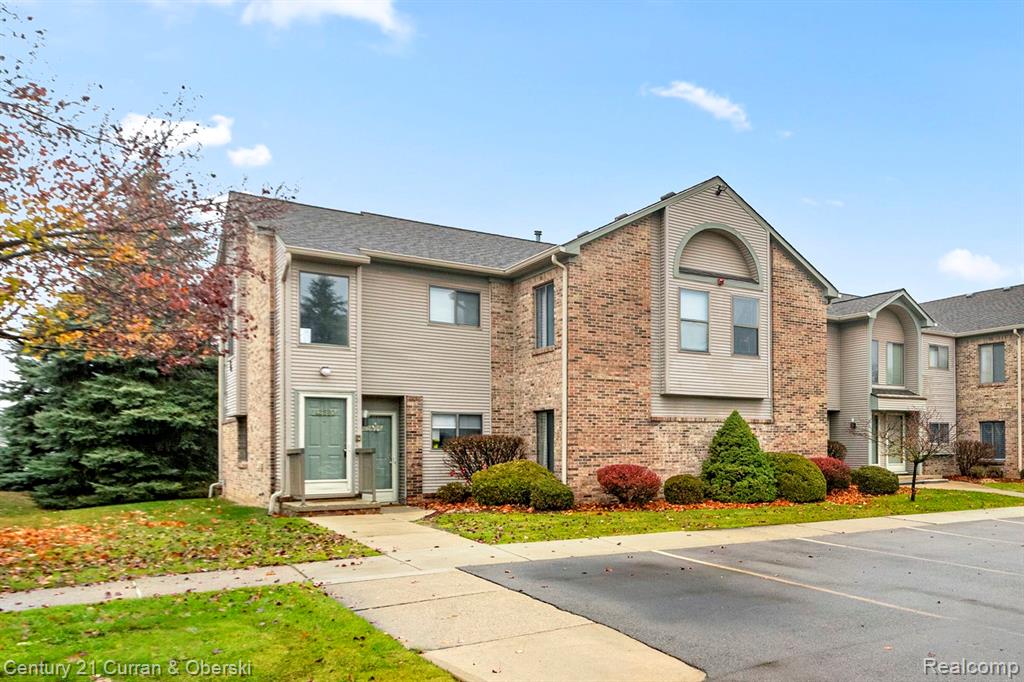 42580 Lilley Pointe Drive, Canton, MI 48187 — front exterior
