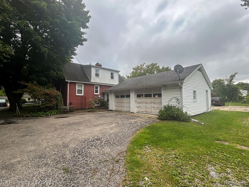 4198 LAPEER Road, Port Huron, MI 48060 — Photo 29
