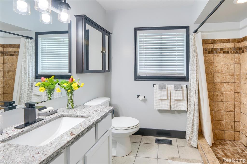 3395 Sandy Shore Drive, Metamora, MI 48455 — Photo 51