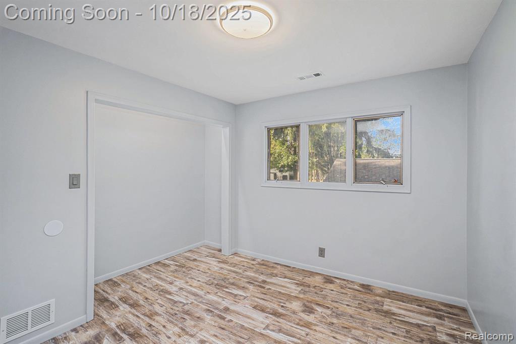 15283 Longfellow Drive, Byron, MI 48418 — Photo 18