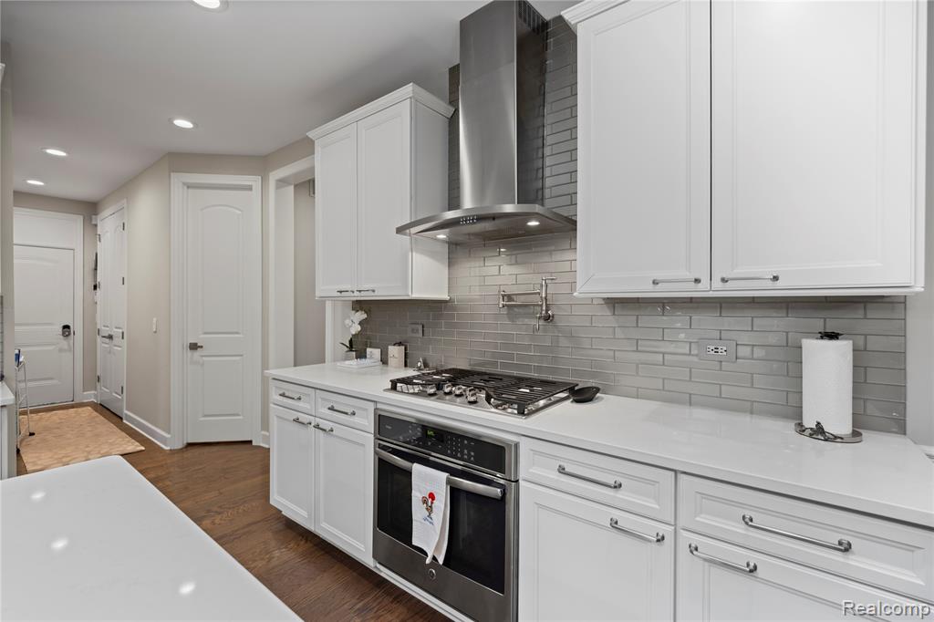 6511 Legacy Woods Trail, West Bloomfield, MI — Photo 18