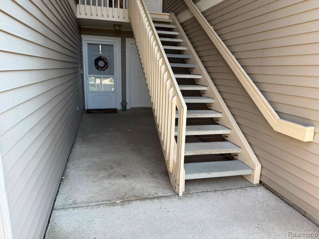 1421 Heatherwood Lane - Photo 2