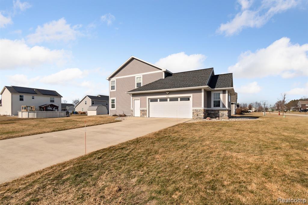 8585 ASHLAND, Freeland, MI 48623 — Photo 30