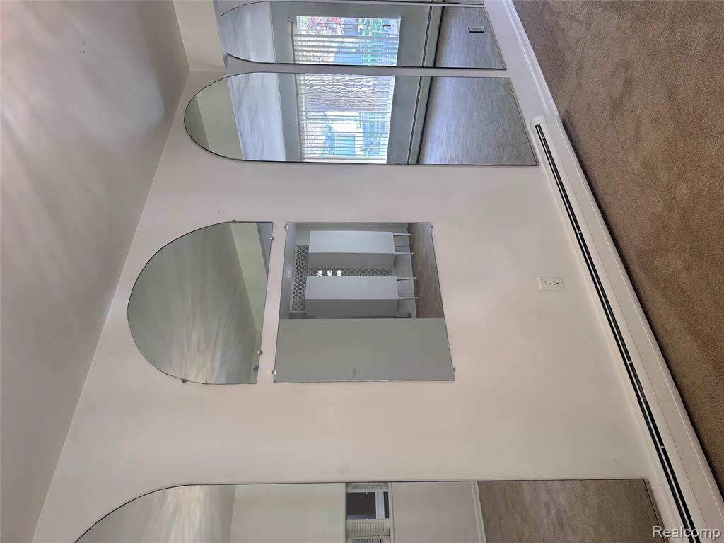7421 Heather Heath, West Bloomfield, MI — Photo 40