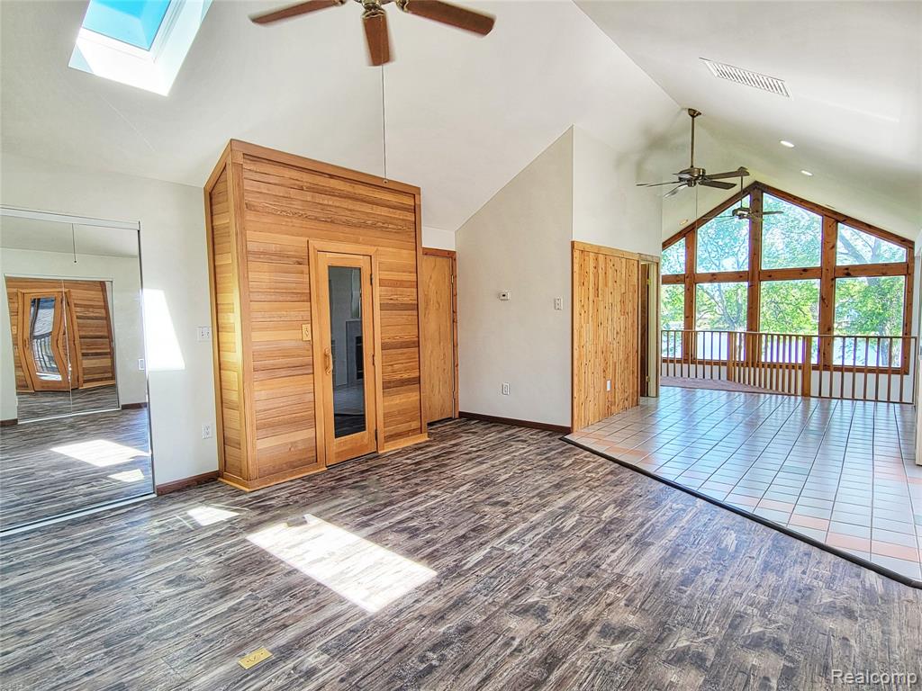 712 Wolverine Drive, Wolverine Lake, MI 48390 — Photo 10