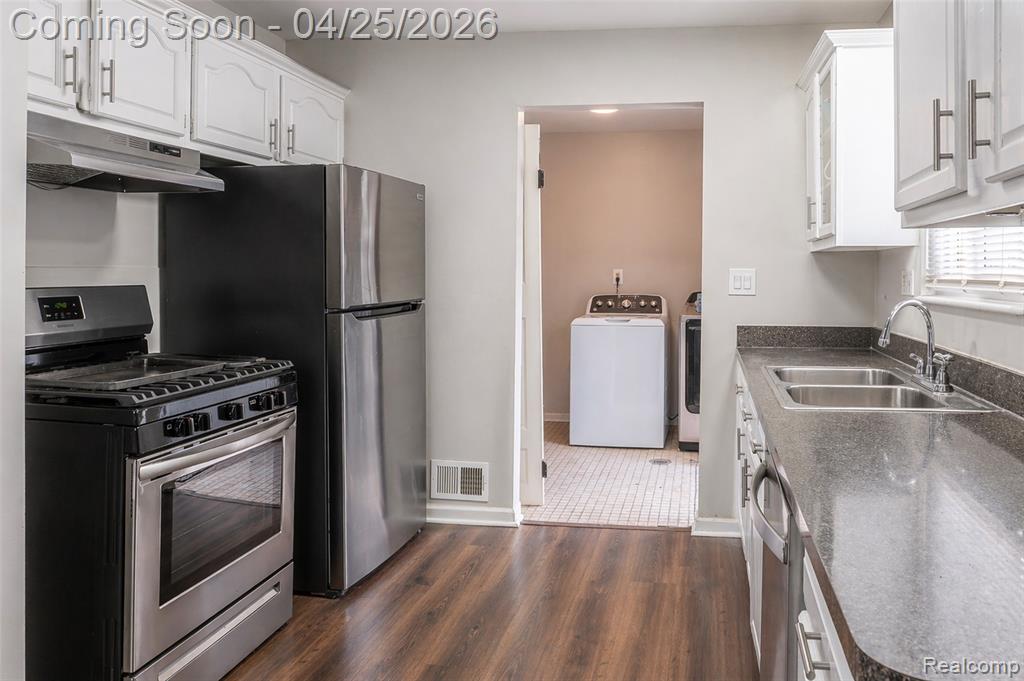 9263 Sylvia Street, Taylor, MI 48180 — Photo 4