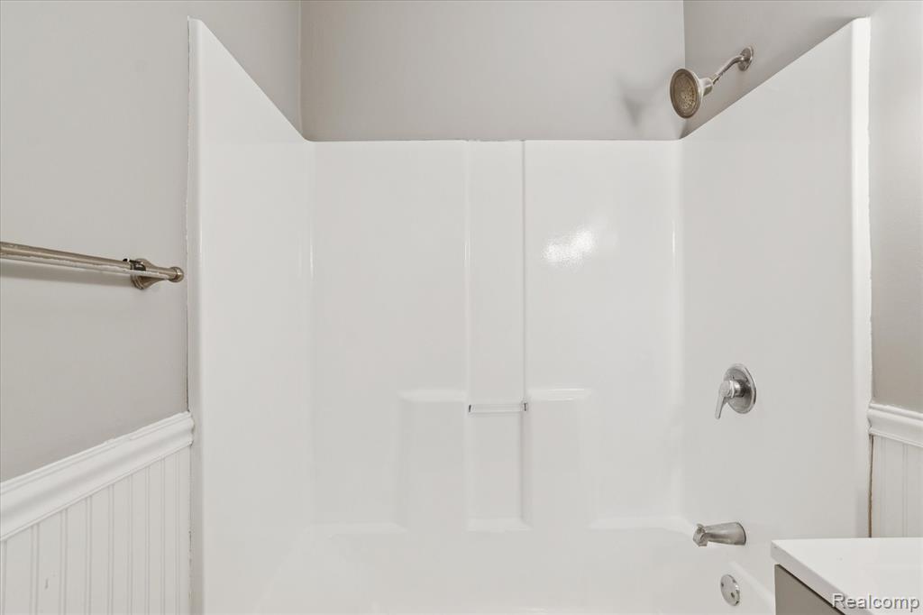 49934 W Huron River Drive, Belleville, MI 48111 — Photo 25